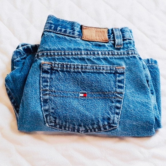 Vintage Tommy Hilfiger Jean Shorts - Picture 4 of 7